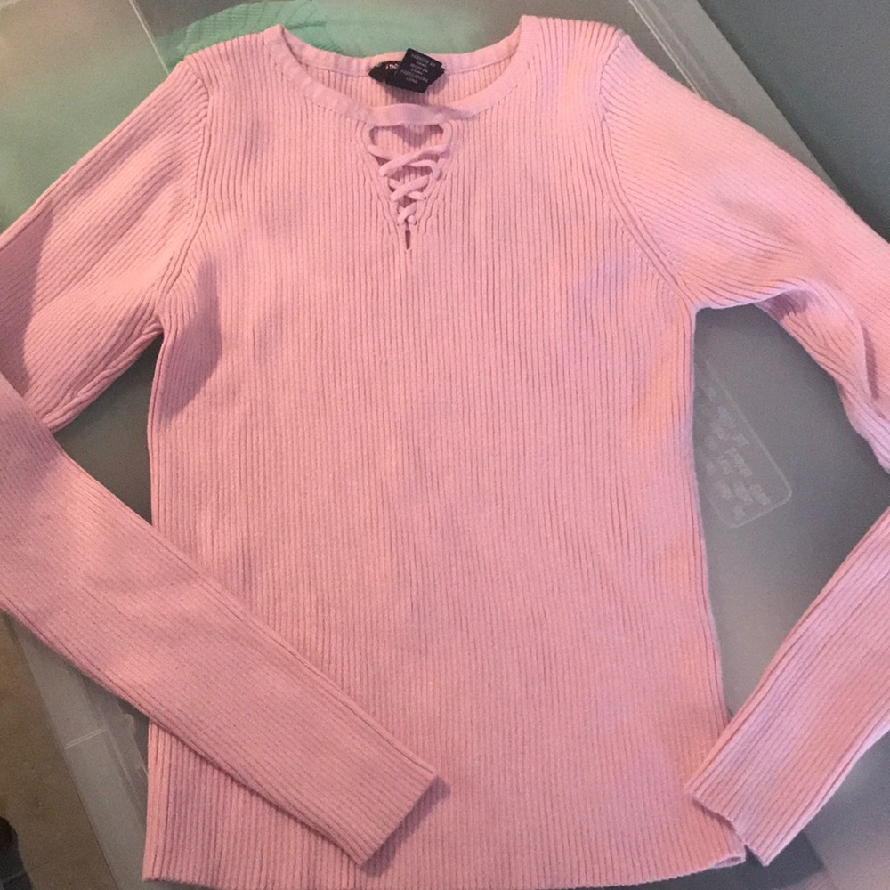 Forever21 girls pink sweater